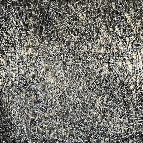 Black lace and chiffon long sleeved tunic top. Size L fits like a size 8. - Picture 4 of 7